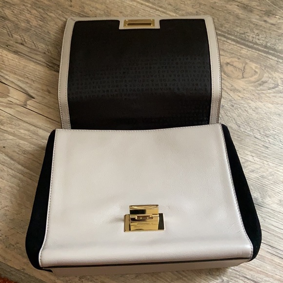 Kate Spade Medium Top Handle Satchel with Clasp - Picture 6 of 10